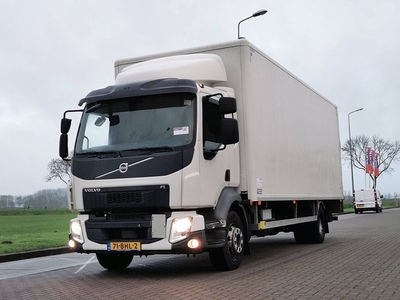 VOLVO FL 220.16 2t taillift airco