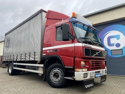 Volvo FM 7 4x2 Schuifzeil bakwagen - Year 2000 - MANUAL -