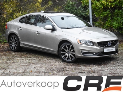 Volvo S60 2.0 T5 Summum Automaat / parkeerassistent / leer