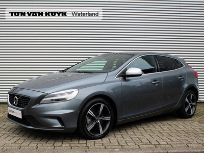 Volvo V40 1.5 T3 Polar+ Sport Automaat / Panoramadak / 17