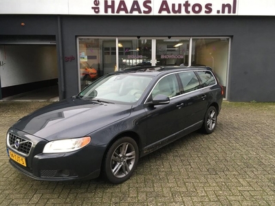 Volvo V70 2.0 D3 Limited Edition / NAVI / LEDER / SCHUIFDAK