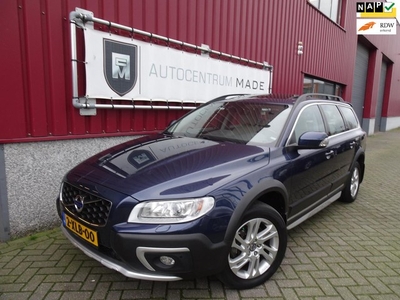 Volvo XC70 2.0 D4 FWD Momentum // Automaat // Navi // Clima