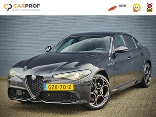 Alfa Romeo Giulia 2.0 T Veloce AWD / CARPLAY / 19' /