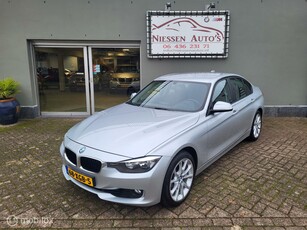 BMW 3-SERIE F30 320i Upgrade Edition 2e eig/Nwe ketting