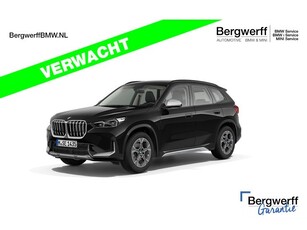 BMW X1 sDrive18i xLine - Stoelverwarming - Adaptive LED -