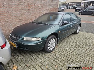 Chrysler Stratus 2.0i-16V LE