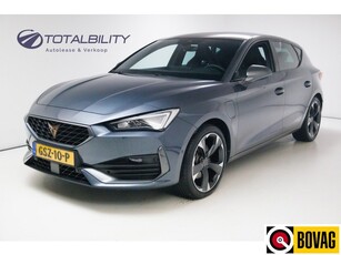 CUPRA Leon 1.4 e-Hybrid Business 204 PK Stoel- stuurverwarming Travel assist Navigatie Camera,