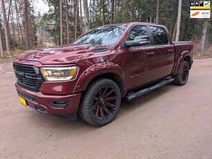 Dodge Ram 1500 Sport Red Edition 5.7 V8 4x4 Crew Cab LPG onderbouw