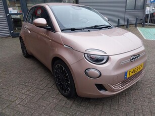 Fiat 500 e Icon 42 kWh Navigatie Camera Smart Entry