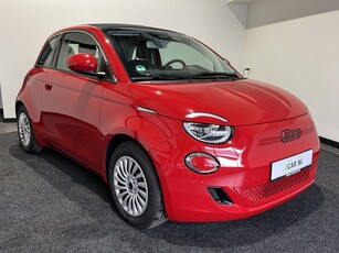 Fiat 500E CABRIO RED 42 kWh Winterpakket Keyless Entry