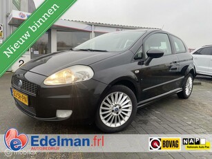 Fiat Grande Punto 1.4-16V Dynamic ( oa. Nieuwe distributie)