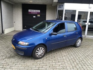 Fiat Punto 1.2 ELX / 5 DEUREN / AIRCO / GEEN PARTICULIERE