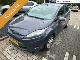 Ford Fiesta 1.25 LimitedRIJKLAARAIRCOT.HAAKAUXNL AUTO!