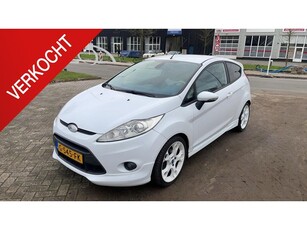 Ford Fiesta 1.6 Sport AircoLederen bekledingCruise