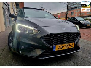 Ford Focus 1.5 EcoBoost ST Line Business Automaat PanoDak