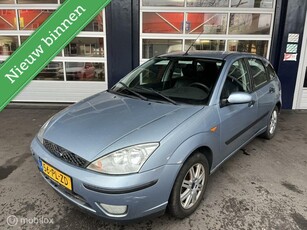 Ford Focus 1.6-16V Futura/Airco/NAP/lederbekleding