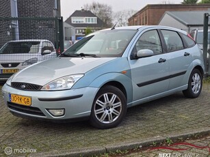 Ford Focus 1.6-16V Futura automaat!