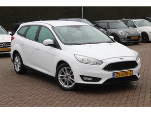 Ford FOCUS Wagon 1.0 Titanium / Apple CarPlay / Navigatie /