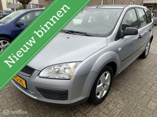 Ford Focus Wagon 1.6-16V Trend AIRCO CRUISE TREKHAAK APK