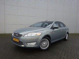 Ford Mondeo 2.0-16V Titanium Climate / Navi / Parkeers. /