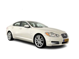 Jaguar XF 2.7D V6 Luxury Aut. *NAVI-FULLMAP BI-XENON