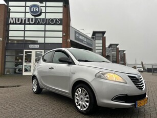 Lancia Ypsilon 1.2 Platinum 5Deurs Airco PDC NAP APK