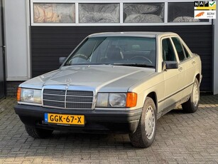 Mercedes-Benz 190-serie 2.0 E Automaat Oldtimer