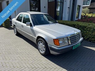 Mercedes-Benz 200-500 (W124)