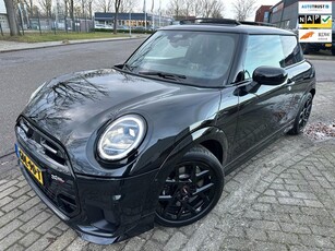 Mini Mini 1.5 Cooper C 2024 John Cooper Works M SPORT PANO