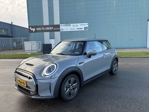 MINI Mini Electric Essential 33 kWh 184 PK. Zeer leuke Mini