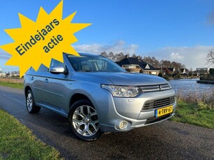 Mitsubishi Outlander 2.0 PHEV Instyle Leer / Schuifdak /