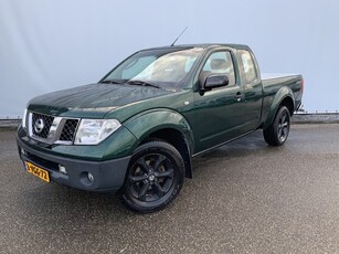 Nissan Navara 2.5 dCi XE King Cab 4x4 Airco Trekhaak 3000