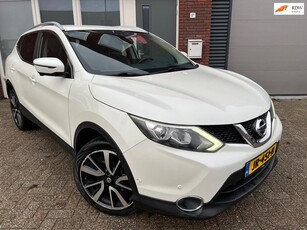 Nissan Qashqai 1.6 Tekna / Navi / Leder / PDC / Camera / LED