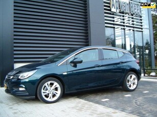 Opel Astra 1.4 Business+ Climate-control