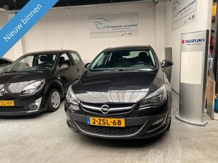 Opel Astra 1.4 Turbo Cosmo Nieuwe Apk