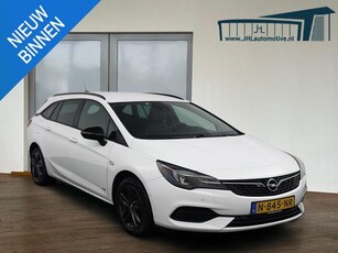 Opel Astra Sports Tourer 1.2 Design &