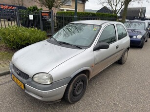 Opel Corsa 1.0i-12V Eco APK 08-25