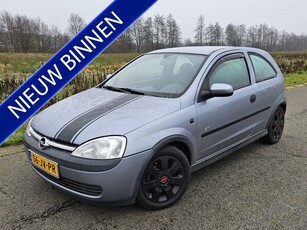 Opel Corsa 1.4-16V Sport (bj 2002)