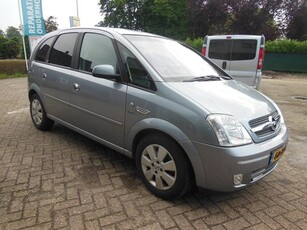 Opel Meriva 1.6-16V Cosmo € 1350.- 2003 1 JR. APK, ZO MEE