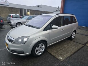 Opel Zafira 1.8 Executive