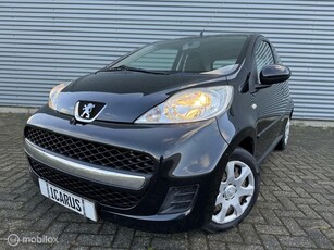 Peugeot 107 1.0-12V urban move nieuwe apk + airco