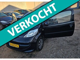 Peugeot 107 1.0-12V XR 3 drs km 95.000 airco