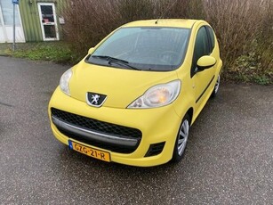 Peugeot 107 1.0-12V XR