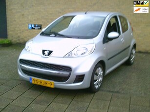 Peugeot 107 1.0-12V XS Airco Stuurbekr Centr. Vergr 5drs