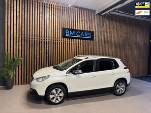 Peugeot 2008 1.2 PureTech Allure ClimaNavigatieParelmoer