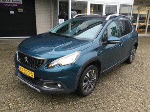 Peugeot 2008 1.6 BlueHDi Blue Lease Executive / PANODAK /