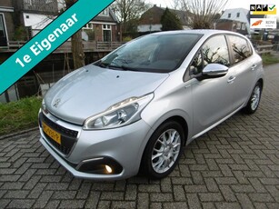 Peugeot 208 1.2 Urban 5-deurs Airco Cruise Navi LED 1e