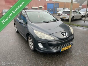 Peugeot 308 1.6 VTi XT