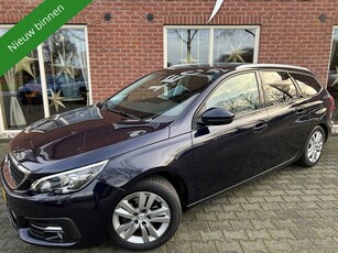 Peugeot 308 SW 1.2 PureTech Blue Lease Executive PANO /