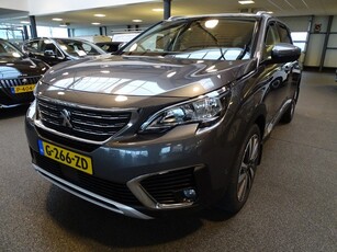 Peugeot 5008 1.2 PureTech Premium, 7 Zitplaatsen, Trekhaak